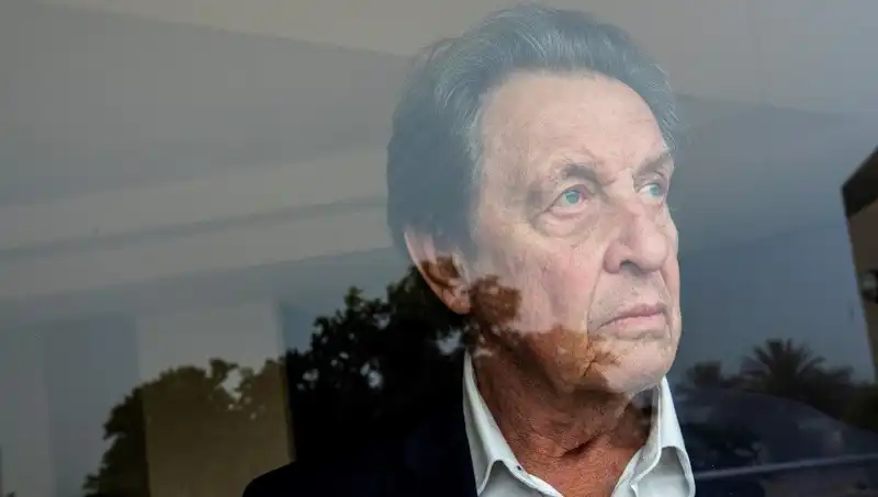 Elon Musk'ın Babasından Şoke Eden Açıklamalar: Cinayetlerin Arkasındaki Gerçekler