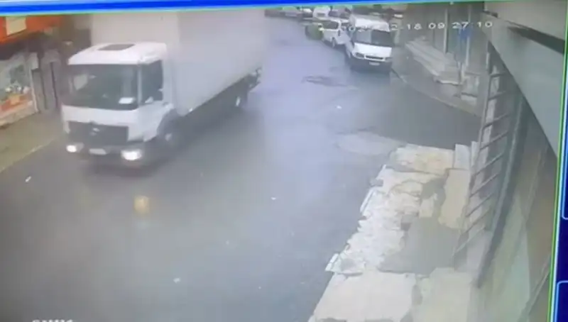 Sahte Polislere Şok Baskın: 1,7 Milyon Lira Gasp Etti