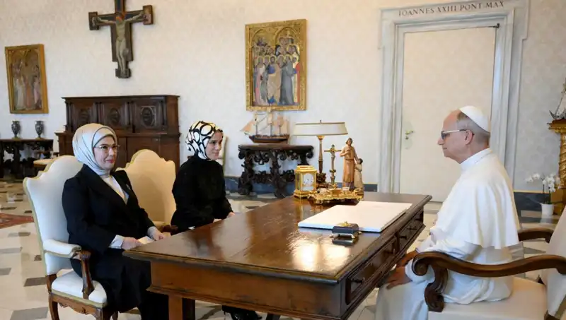 Emine Erdoğan ve Papa Leo: Gazze Sorunu Üzerine Tarihi Buluşma