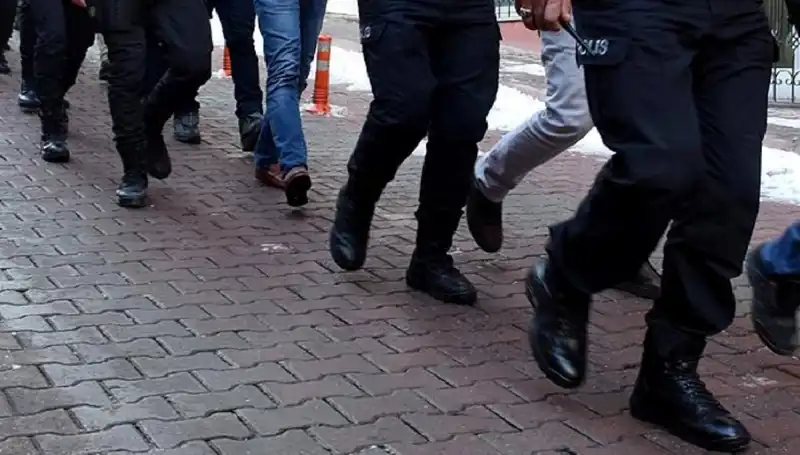 Antalya'da Silah Kaçakçılarına Darbe: Büyük Operasyon Gerçekleşti!