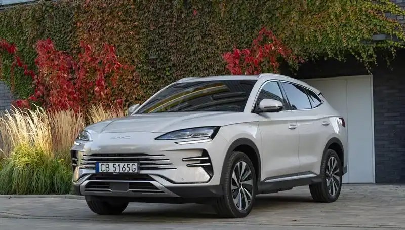BYD'nin Büyüme Hızı Düşerken Rekabet Şiddetleniyor